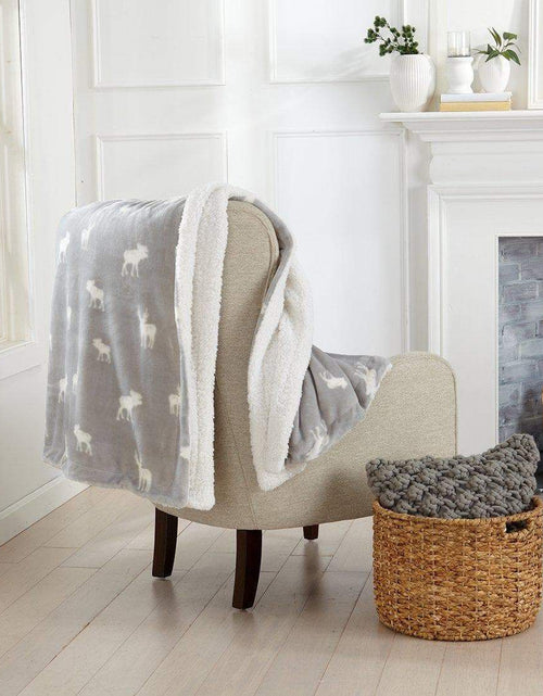 Load image into Gallery viewer, Velvet Plush Sherpa Luxury Bed Blanket - Kinsley Collection
