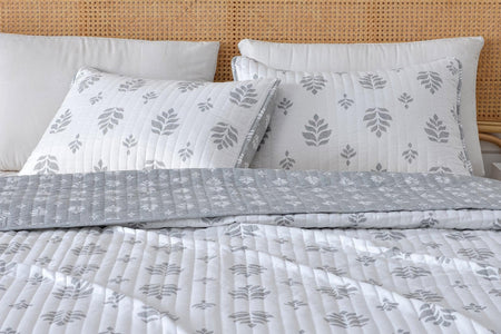 French Floral Quilt - Colette Collection