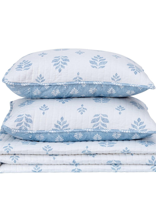 Load image into Gallery viewer, French Floral Quilt - Colette Collection
