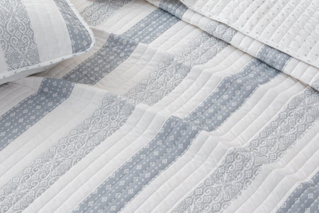 Stripe Quilt - Adele Collection