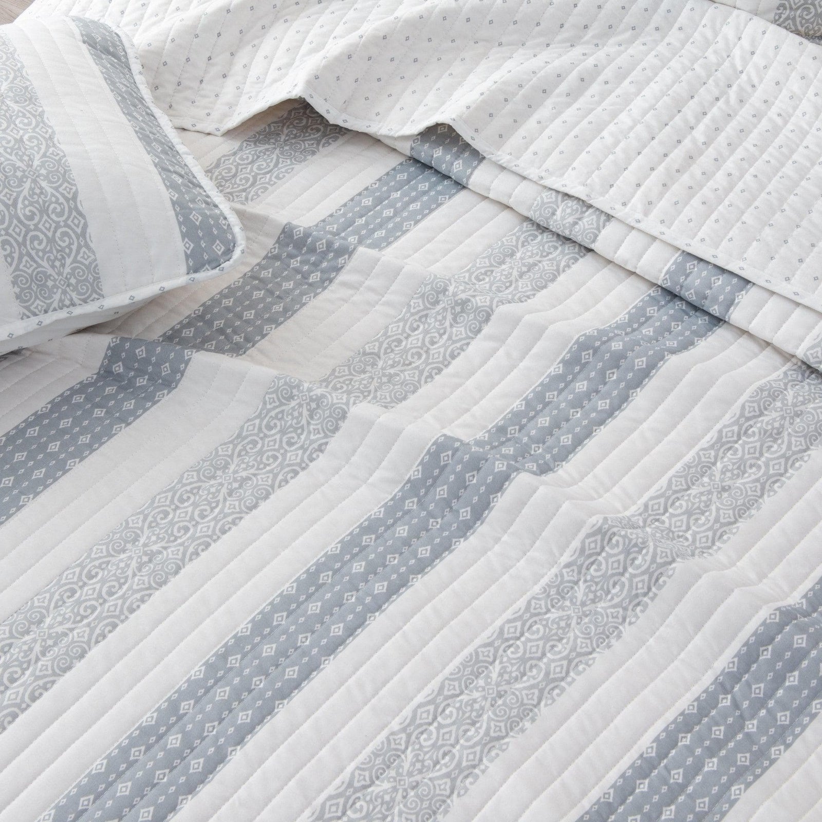 Stripe Quilt - Adele Collection