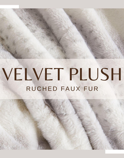 Load image into Gallery viewer, Faux Fur Printed Throw Blanket - Aaliyah Collection
