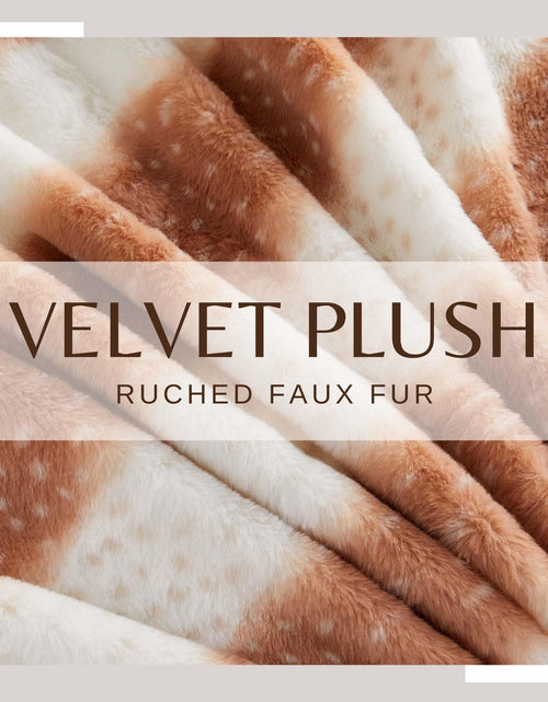Load image into Gallery viewer, Faux Fur Printed Throw Blanket - Aaliyah Collection
