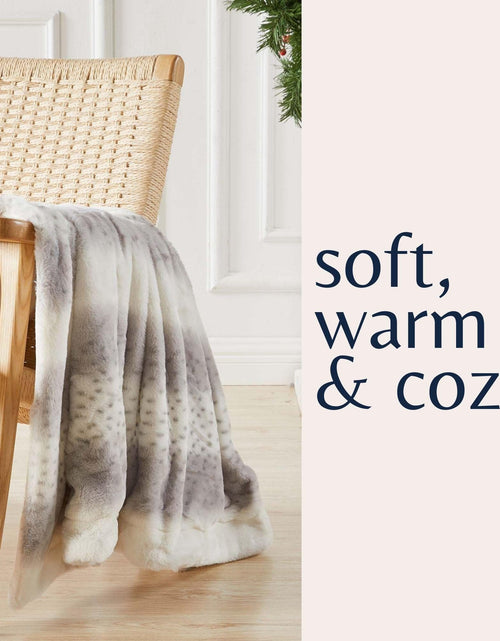 Load image into Gallery viewer, Faux Fur Printed Throw Blanket - Aaliyah Collection
