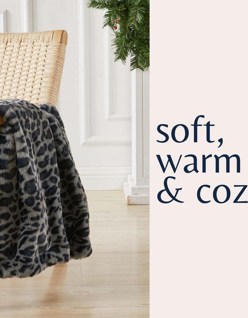 Load image into Gallery viewer, Faux Fur Printed Throw Blanket - Aaliyah Collection

