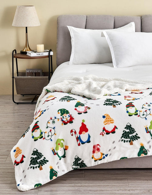 Load image into Gallery viewer, Holiday Sherpa Throw - Esmay Collection
