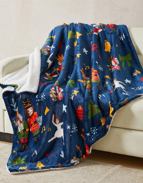 Load image into Gallery viewer, Holiday Sherpa Throw - Esmay Collection
