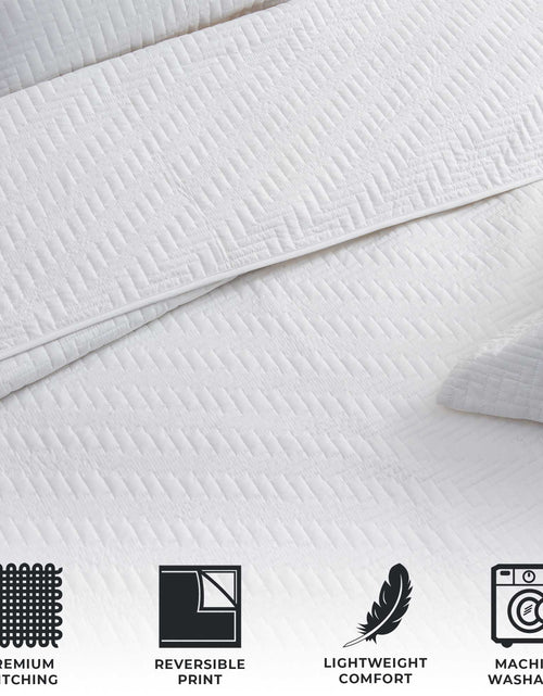 Load image into Gallery viewer, Herringbone Stitched Quilt - Louise Collection
