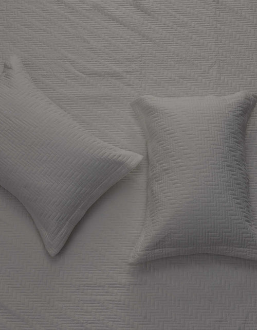 Load image into Gallery viewer, Herringbone Stitched Quilt - Louise Collection
