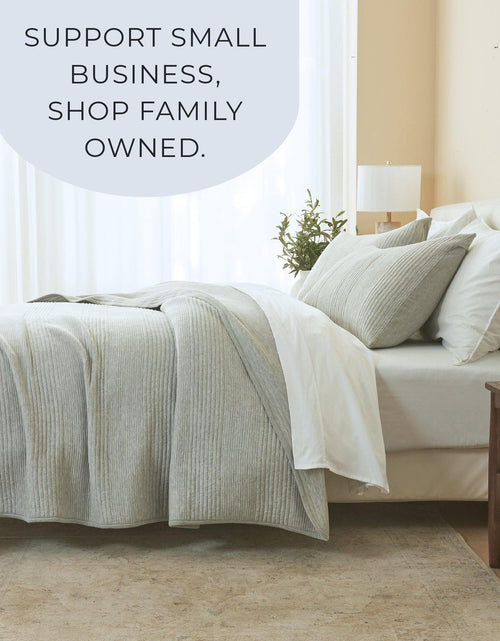Load image into Gallery viewer, Jersey Knit Quilt Set - Natalie Collection

