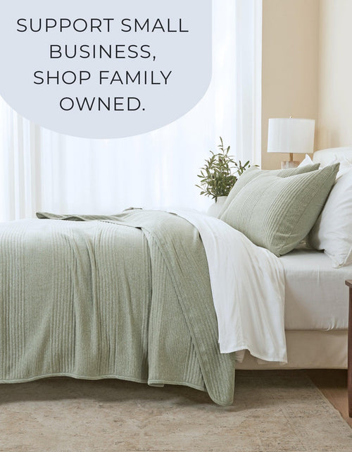 Load image into Gallery viewer, Jersey Knit Quilt Set - Natalie Collection
