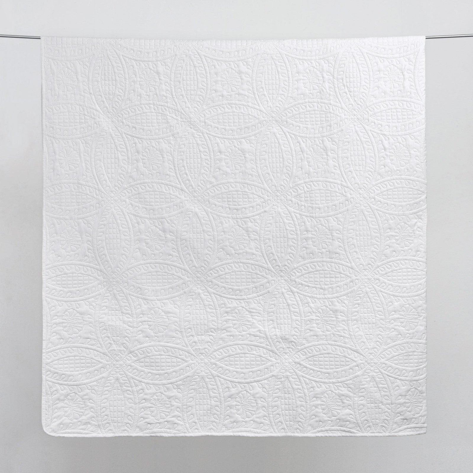 Oversized Medallion Quilt Set - Clara Collection