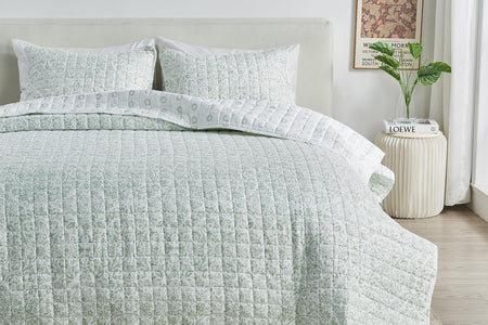Floral Medallion Printed Microfiber Quilt Set - Kaleigh Collection