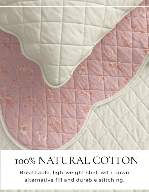 Load image into Gallery viewer, Floral Print &amp; Scallopeded Edge Cotton Quilt Set - Sandie Collection
