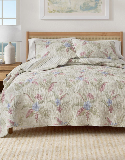 Load image into Gallery viewer, Floral Printed Cotton Quilt Set - Mendocino Collection

