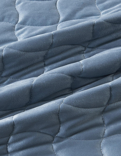 Load image into Gallery viewer, Velvet Box-Stitched Quilt Set - Vivica Collection
