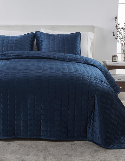 Load image into Gallery viewer, Velvet Box-Stitched Quilt Set - Vivica Collection
