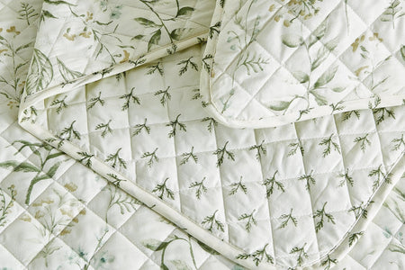 Floral Printed Microfiber Quilt Set - Glyndora Collection
