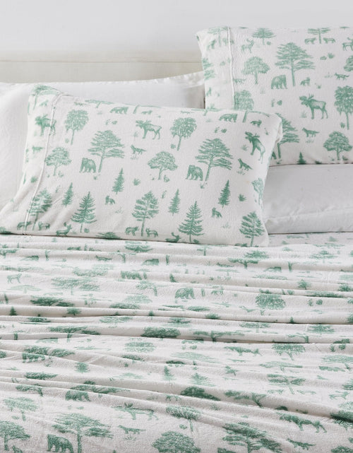 Load image into Gallery viewer, Printed Plush Sheet - Velvet Luxe Collection
