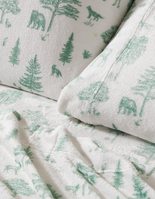 Load image into Gallery viewer, Printed Plush Sheet - Velvet Luxe Collection
