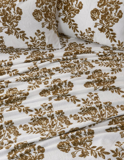 Load image into Gallery viewer, Printed Plush Sheet - Velvet Luxe Lattice Collection
