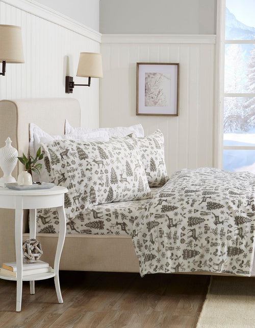 Load image into Gallery viewer, Printed Plush Sheet - Velvet Luxe Collection
