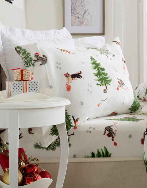 Load image into Gallery viewer, Printed Plush Sheet - Velvet Luxe Collection
