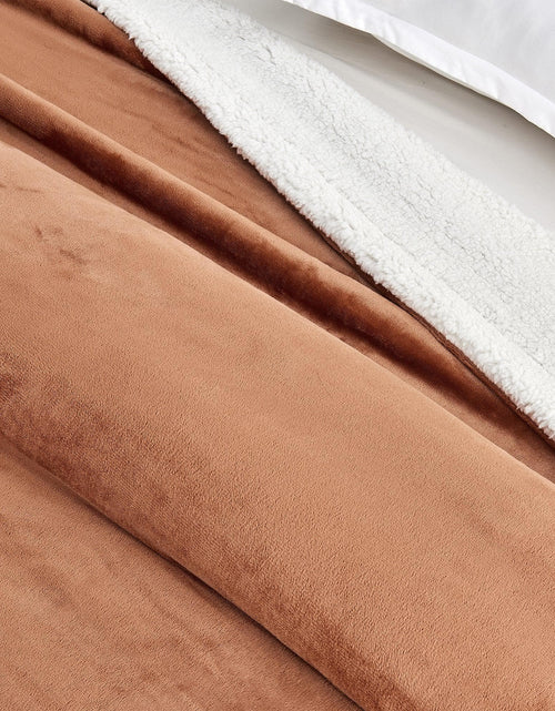 Load image into Gallery viewer, Velvet Plush Sherpa Luxury Bed Blanket - Kinsley Collection
