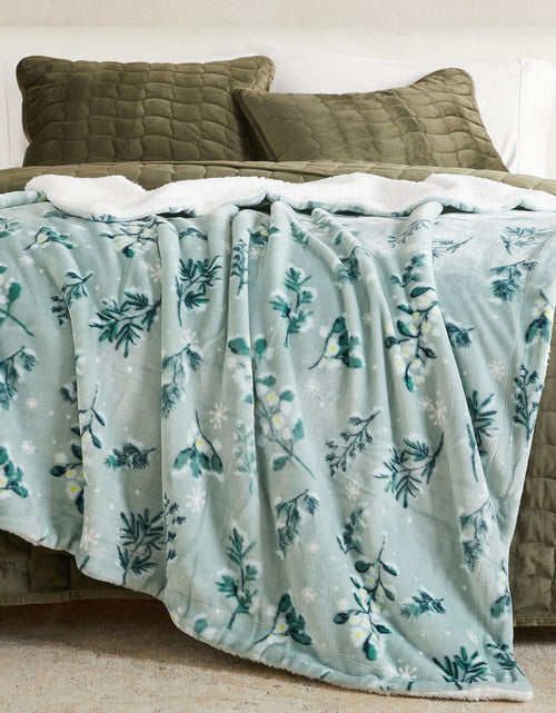 Load image into Gallery viewer, Velvet Plush Sherpa Luxury Bed Blanket - Kinsley Collection
