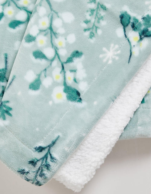 Load image into Gallery viewer, Velvet Plush Sherpa Luxury Bed Blanket - Kinsley Collection
