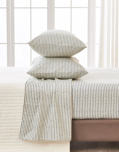 Load image into Gallery viewer, Striped Sheet Set - Evette Collection
