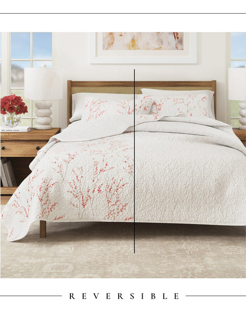 Load image into Gallery viewer, Floral Quilt - Sakura Collection
