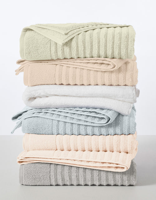 Load image into Gallery viewer, Luxury Combed Cotton Bath Towel Set - Karina Collection
