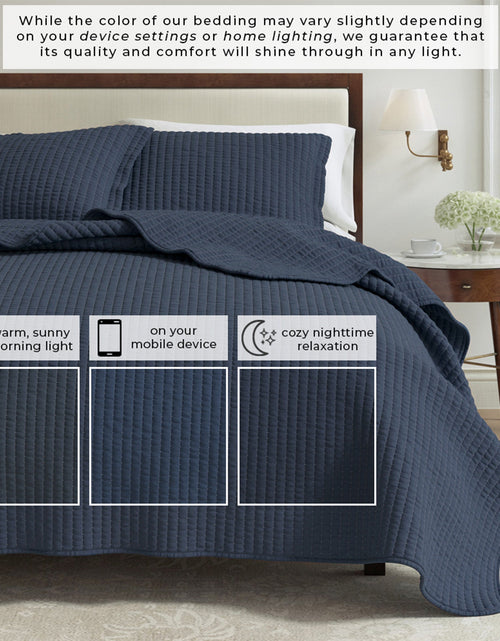 Load image into Gallery viewer, Solid Quilt - Alicia Collection
