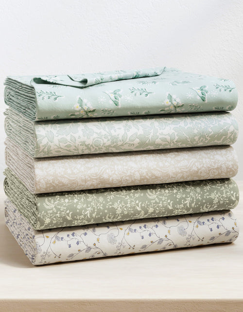Load image into Gallery viewer, Turkish Cotton Flannel Sheet Set - Winter Floral Collection
