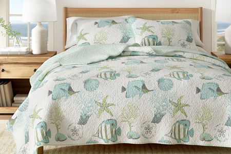 Seaside Collection Quilt Set