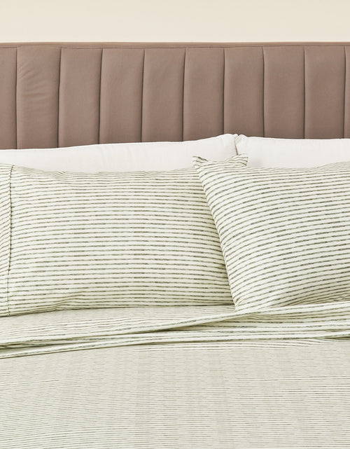 Load image into Gallery viewer, Striped Sheet Set - Evette Collection
