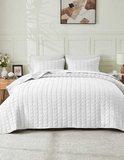 Load image into Gallery viewer, Gauze-Inspired Texture Quilt Set - Wave Stitch Collection
