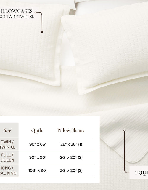 Load image into Gallery viewer, Solid Quilt - Alicia Collection
