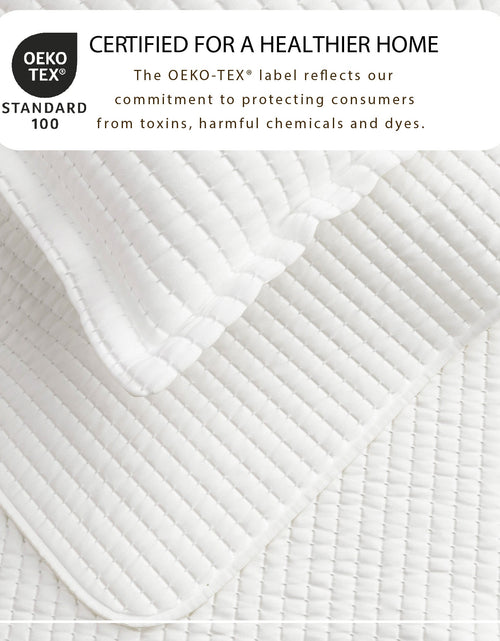Load image into Gallery viewer, Solid Quilt - Alicia Collection
