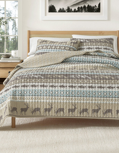 Load image into Gallery viewer, Lodge Quilt - Yosemite Collection
