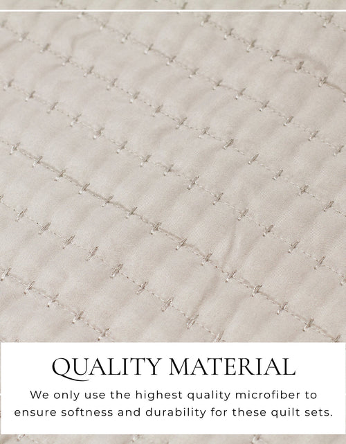 Load image into Gallery viewer, Solid Quilt - Alicia Collection
