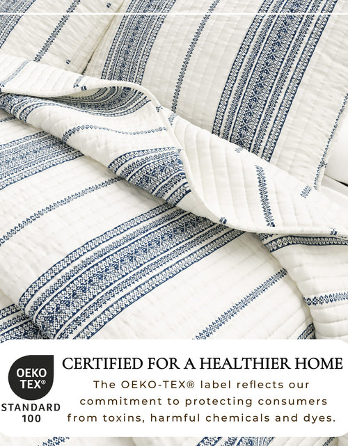 Load image into Gallery viewer, Stripe Quilt - Wesley Collection
