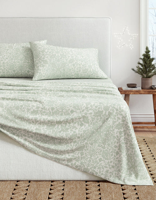 Load image into Gallery viewer, Turkish Cotton Flannel Sheet Set - Winter Floral Collection
