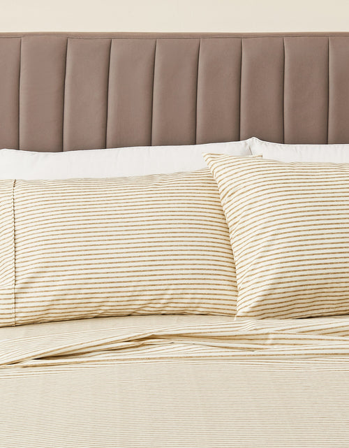 Load image into Gallery viewer, Striped Sheet Set - Evette Collection
