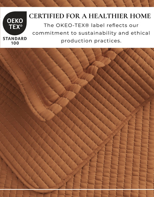 Load image into Gallery viewer, Solid Quilt - Alicia Collection
