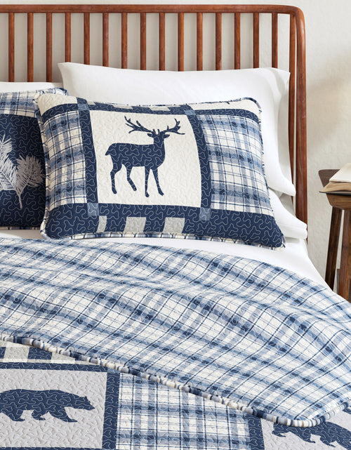 Load image into Gallery viewer, Lodge Quilt - Stonehurst Collection
