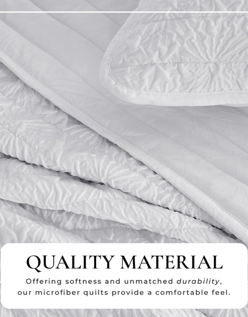 Load image into Gallery viewer, Floral Embossed Quilt Set - Floral Microsculpt Collection

