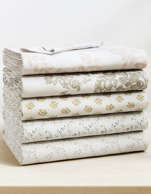 Load image into Gallery viewer, Turkish Cotton Flannel Sheet Set - Winter Floral Collection
