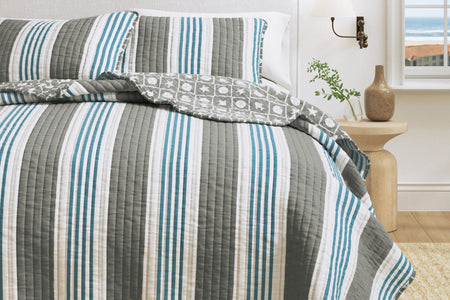 St. Croix Collection Coastal Quilt Set